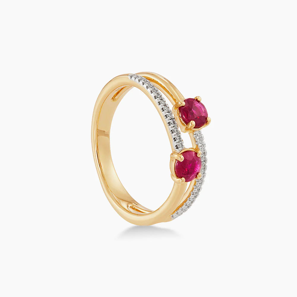 Oval Red Ruby and Diamond Ring in 375/9K Yellow Gold 274770326