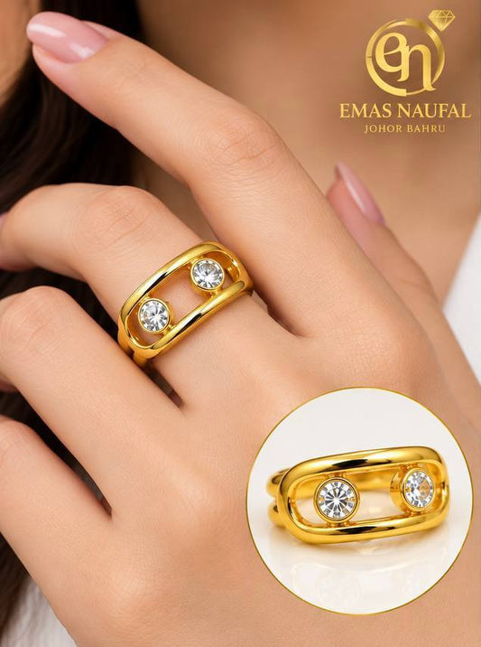 Paper clip link ring with zirconia stone